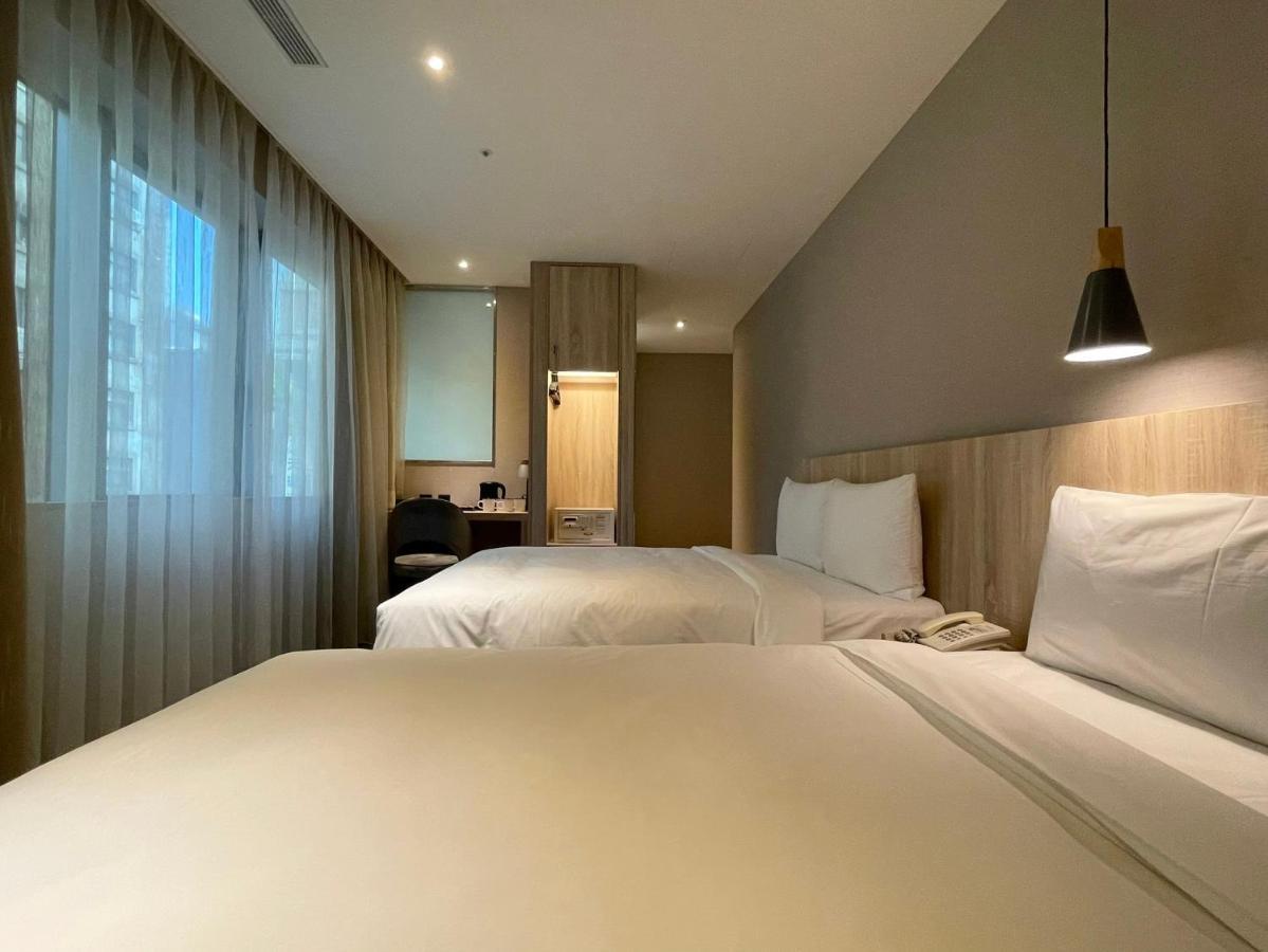N Hotel Taipei Esterno foto